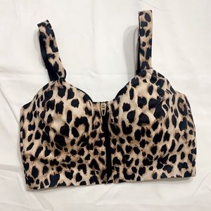 Victoria's Secret Knockout Front Close Sports Bra